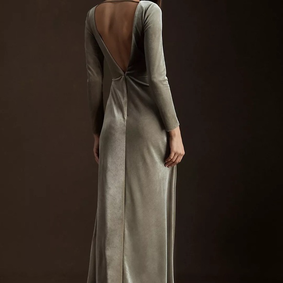 Jenny Yoo Ryland V-Neck Long-Sleeve Open-Back Stretch Velvet Gown Size 8 - Picture 7 of 9